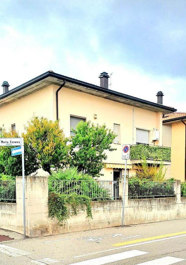 A Casa Di Vale Apartment Lodi Cameră foto
